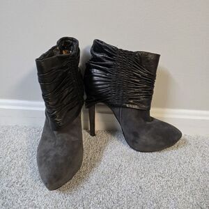 LAMB Gray Suede Scrunched Leather Stiletto Bootie Boots Size 8.5